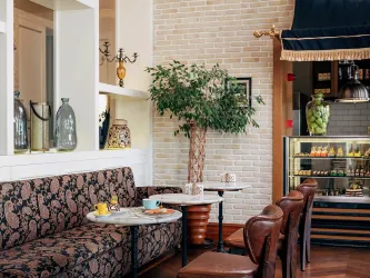 RUBI PLATINIUM SPA RESORT-SUITES Restaurants