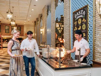 RUBI PLATINIUM SPA RESORT-SUITES Restaurants