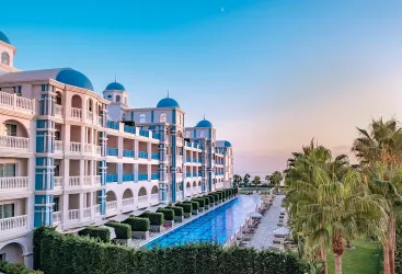 RUBI PLATINIUM SPA RESORT-SUITES Pools & Beach