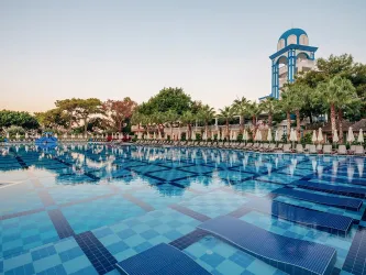 RUBI PLATINIUM SPA RESORT-SUITES Pools & Beach