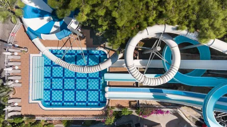 RUBI PLATINIUM SPA RESORT-SUITES Pools & Beach