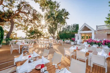 RUBI PLATINIUM SPA RESORT-SUITES Restaurants