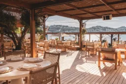 RUINS LUXURY RESORT 12+ Restaurants