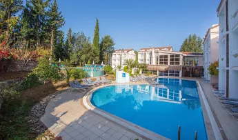 SAHRA SU HOLIDAY Pools & Beach