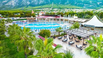 SAHRA SU HOLIDAY Pools & Beach