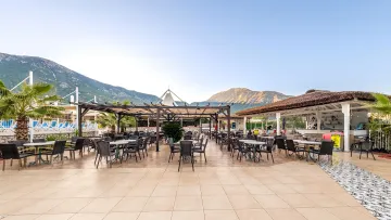 SAHRA SU HOLIDAY Restaurants