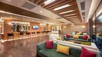 SAILORS BEACH CLUB Bars