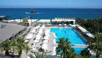 SAILORS BEACH CLUB Pools & Beach