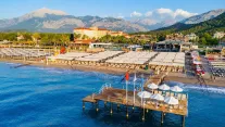 SAILORS BEACH CLUB Pools & Beach