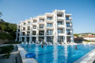 SAMARA HOTEL BALCHIK Pools & Beach