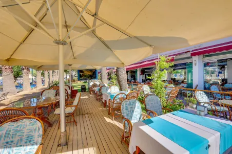 SAMI BEACH HOTEL Pools & Beach