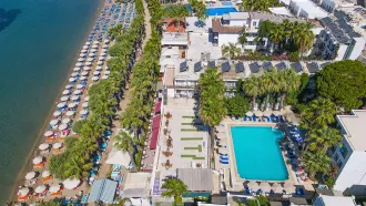 SAMI BEACH HOTEL Pools & Beach