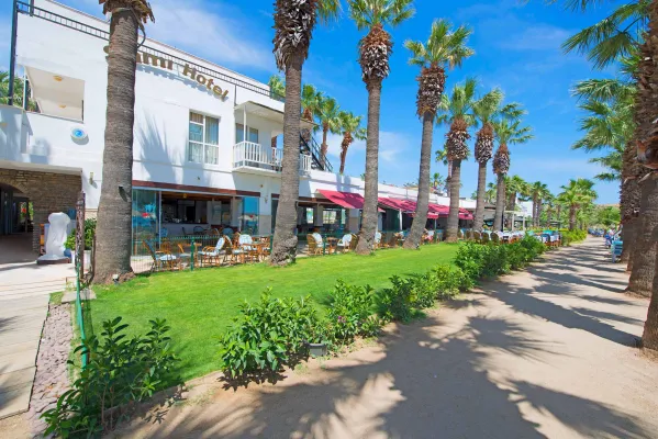 SAMI BEACH HOTEL