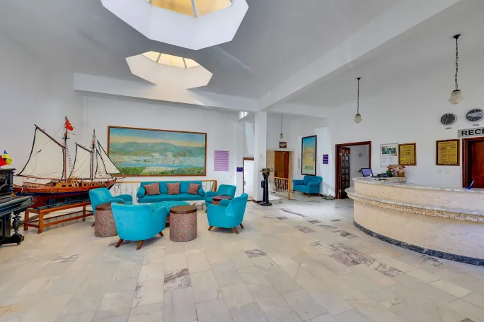SAMI BEACH HOTEL Lobby