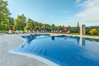 SANA SPA HOTEL Pools & Beach