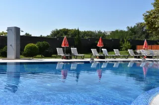SANA SPA HOTEL Pools & Beach