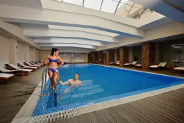 SANA SPA HOTEL Pools & Beach