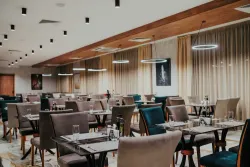SANTE SPA HOTEL Restaurants