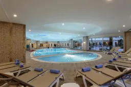 SAPHIR RESORT-SPA Pools & Beach