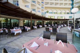 SAPHIR RESORT-SPA Restaurants