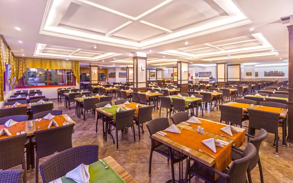 SARITAS HOTEL Restaurants