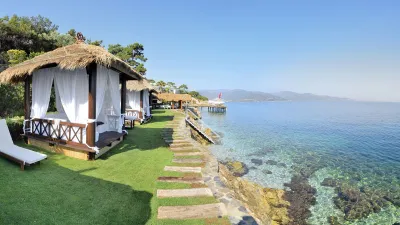 SARPEDOR BOUTIQUE HOTEL Pools & Beach