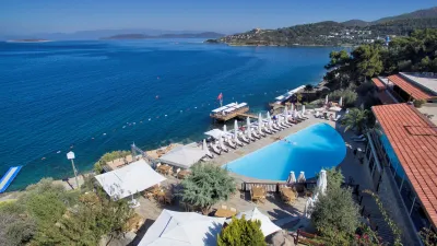 SARPEDOR BOUTIQUE HOTEL Pools & Beach