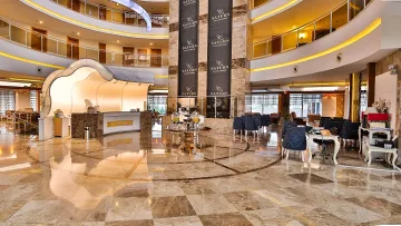 SATURN PALACE Lobby