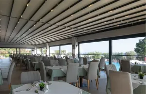 SEA COAST RESORT Restaurants
