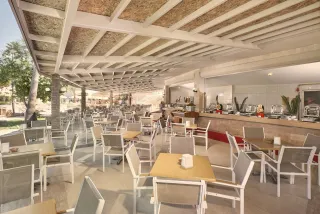 SEADEN COROLLA HOTEL Restaurants