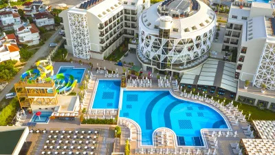SEASHELL VEGA (ex. SIDE CROWN SUNSHINE) Pools & Beach