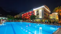 SELCUKHAN HOTEL Pools & Beach