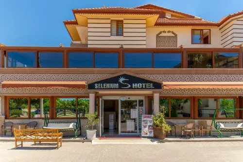 SELENIUM HOTEL General Images
