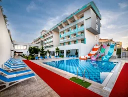 SENSITIVE PREMIUM RESORT-SPA Pools & Beach