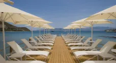 BELLAZURE HOTEL Pools & Beach
