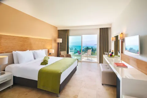 BELLAZURE HOTEL Rooms
