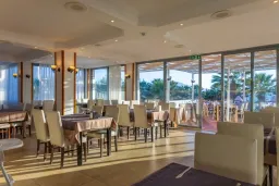 SENTINUS BEACH HOTEL Restaurants