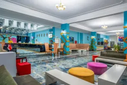 SENZA GARDEN HOLIDAY CLUB Bars