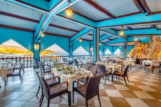 SENZA GARDEN HOLIDAY CLUB Restaurants
