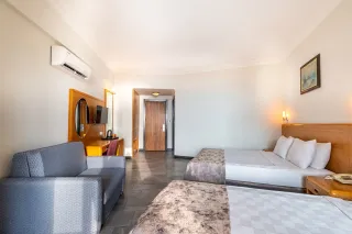 SENZA GRAND SANTANA Rooms