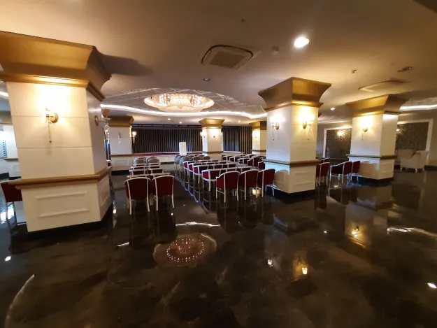 SERENIS SIDE HOTEL Meetings