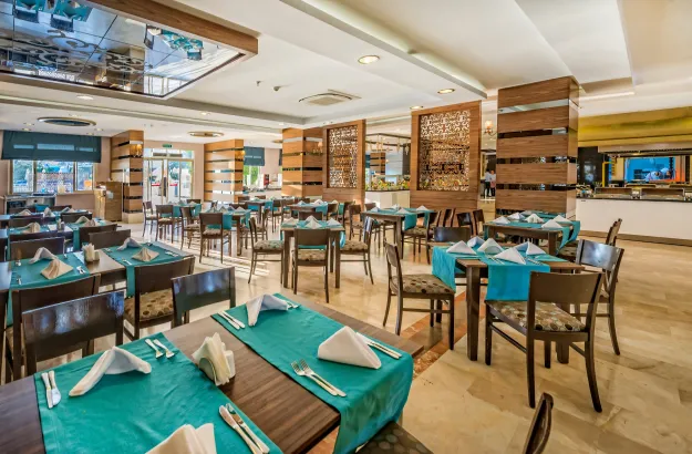 SERENIS SIDE HOTEL Restaurants