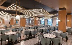 SERENITY QUEEN HOTEL Restaurants