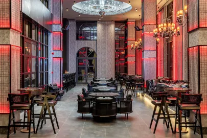SERENITY QUEEN HOTEL Bars