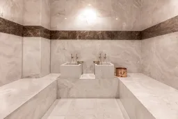 SERENITY QUEEN HOTEL Spa