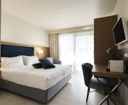 SERENITY SUITES Rooms