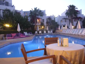 SERHAN HOTEL Restaurants