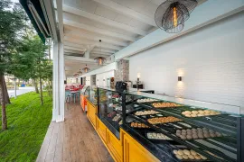 GRAVEL HOTELS SELECT Restaurants