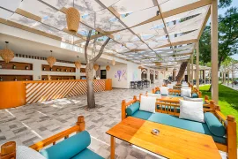 GRAVEL HOTELS SELECT Restaurants