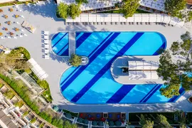 GRAVEL HOTELS SELECT Pools & Beach